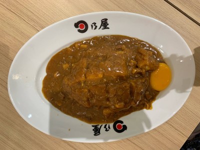 ข้าวแกงกะหรี่หมู หมูทอดทงคัตสึ