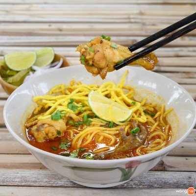 บ้านเตี๋ยวไก่ ป่าแดง