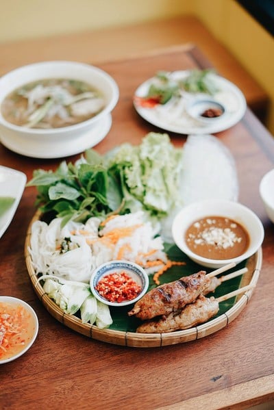 Miss Saigon Vietnamese Cuisine People Park Community Mall Onnuch Miss Saigon Vietnamese Cuisine People Park Community Mall Onnuch