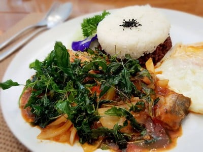 เมนูของร้าน บ้านไม้ขาว