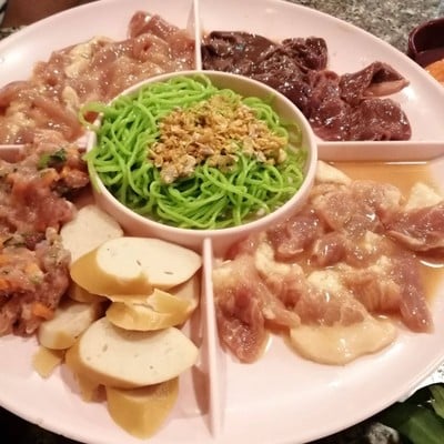 หมูจุ่มพีแอนด์พี หมูจุ่มพีแอนด์พี