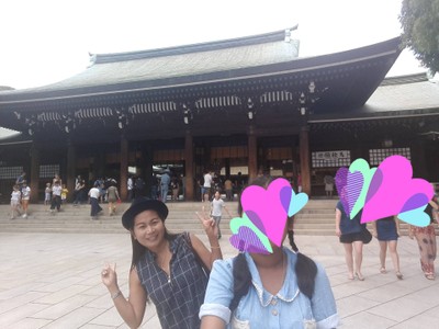 หลังจากเดินเข้ามานานมากกกก ถึงศาลเจ้าแล้วค่ะ เข้าไปไหวกันนน