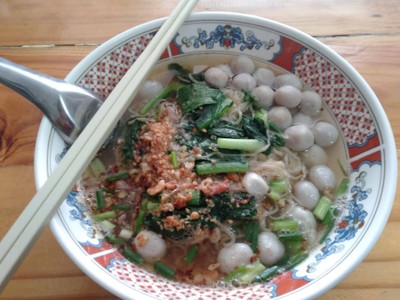 ต้มยำลูกชิ้นปลากราย