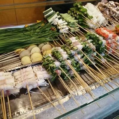 อาหาร หรือ เครื่องดื่ม