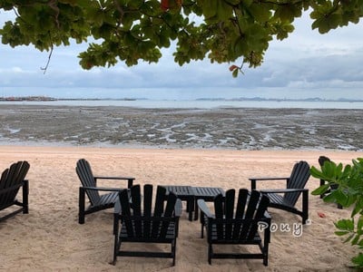 สระว่ายน้ำ/ชายหาด