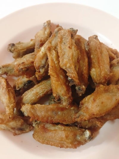 ปีกไก่ทอดกรอบ ปีกไก่ทอดกรอบ