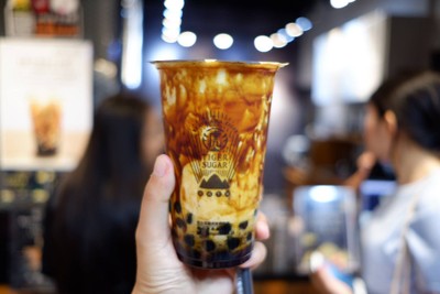 ชาไข่มุกแก้วที่สอง ร้าน Tiger sugar ราคา 55 TWD