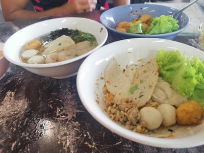 สอาด ลูกชิ้นปลาเสวย (SaArd Sawei Fishball) ถนนพระราม 2 - แสมดำ สอาด ลูกชิ้นปลาเสวย (SaArd Sawei Fishball) ถนนพระราม 2 - แสมดำ