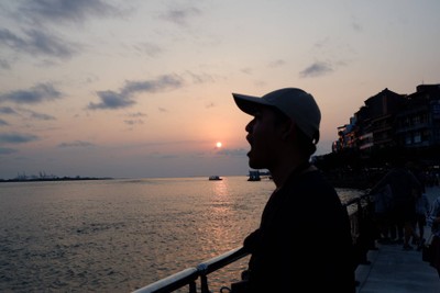 พระอาทิตย์กำลังตก