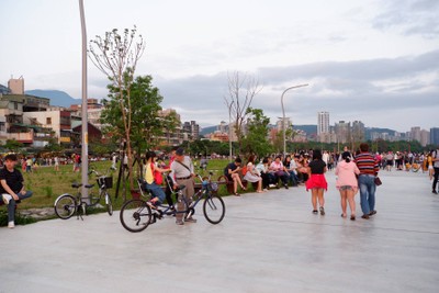 สาธารณะบริเวณ old street คนเยอะมากๆ 