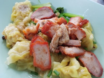 เกี๊ยวแห้ง พิเศษ