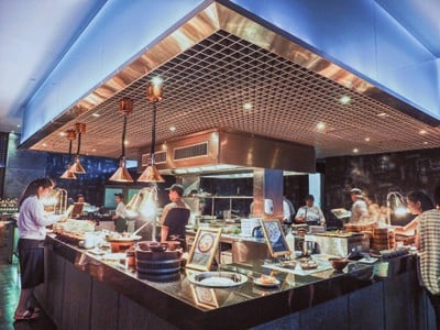 บรรยากาศ 204 Bistro  Swissôtel Bangkok Ratchada