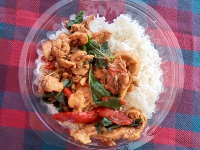 ข้าวกะเพราไก่