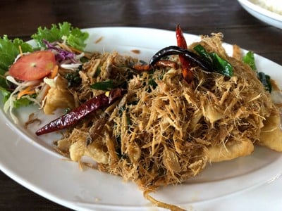 ปลาทอดตะไคร้