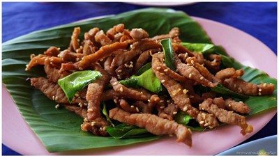 หมูแดดเดียว (ไม่อมน้ำมัน)