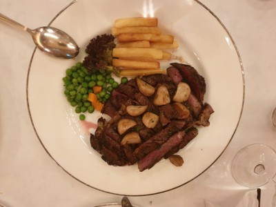 สเต็กเนื้อ