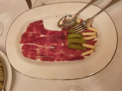 อาหาร หรือ เครื่องดื่ม