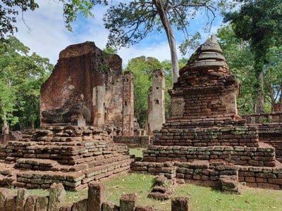 เที่ยวกำแพงเพชร เมืองรองที่ไม่ใช่แค่ทางผ่าน