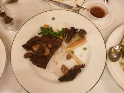 สเต็กเนื้อ