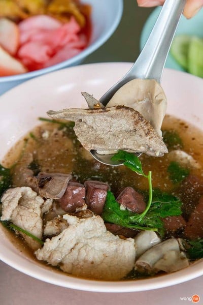 วิไลวรรณ (WILAIWAN RESTAURANT) วิไลวรรณ (WILAIWAN RESTAURANT)