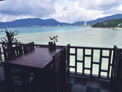 โซนโต๊ะร้านอาหาร