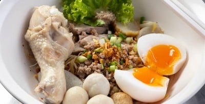 ก๋วยเตี๋ยวเอี่ยมน้อย บรรทัดทอง