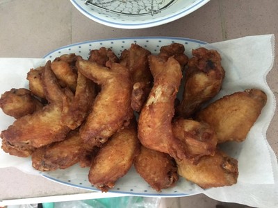 ปีกไก่ทอดน้ำปลา
