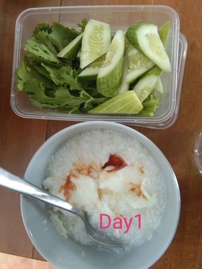 ข้าวต้มไข่ดาวน้ำ