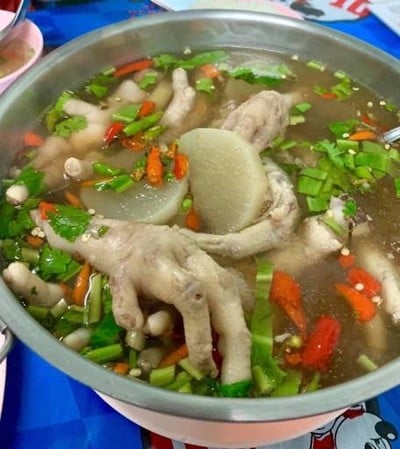 แป๊ะยิ้ม ซุปเปอร์ขาไก่ (PAE YIM RESTAURANT) สาขาพระประแดง แป๊ะยิ้ม ซุปเปอร์ขาไก่ (PAE YIM RESTAURANT) สาขาพระประแดง