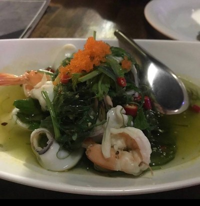 ยำสาหร่ายญี่ปุ่นสไตล์ไทย