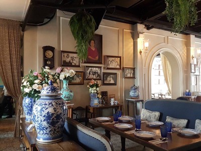 บรรยากาศ ตู้กับข้าว