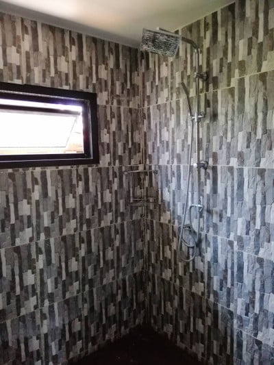 ลมโชยโฮมสเตย์บ้านพักริมแม่น้ำเจ้าพระยาสไตล์​ล๊อ​ฟ​