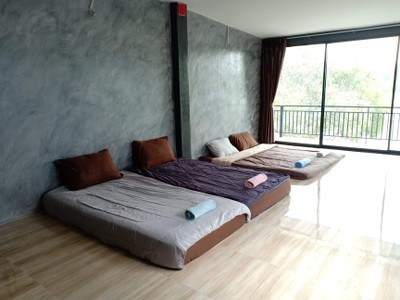 ลมโชยโฮมสเตย์บ้านพักริมแม่น้ำเจ้าพระยาสไตล์​ล๊อ​ฟ​