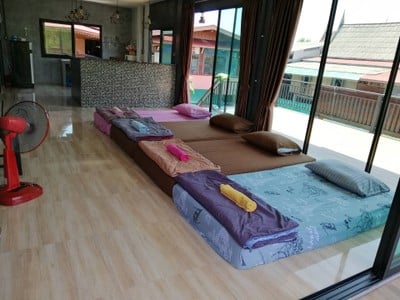 ลมโชยโฮมสเตย์บ้านพักริมแม่น้ำเจ้าพระยาสไตล์​ล๊อ​ฟ​