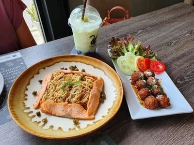 เมนูของร้าน Say Hay Restaurant ร้านอาหารเซย์เฮย์