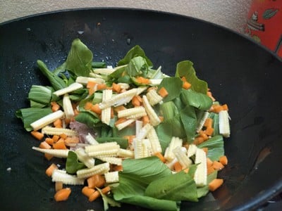 วิธีทำ สปาเก็ตตี้ผัดแหนม