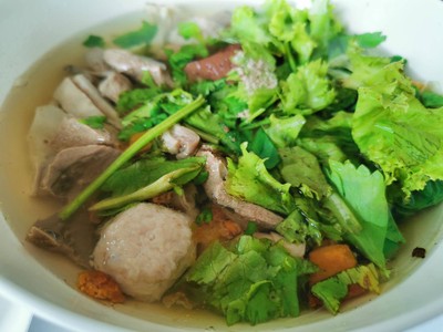อาหาร หรือ เครื่องดื่ม
