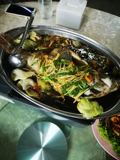 อาหาร หรือ เครื่องดื่ม