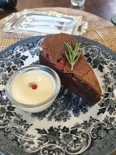 Chocolate signature cake