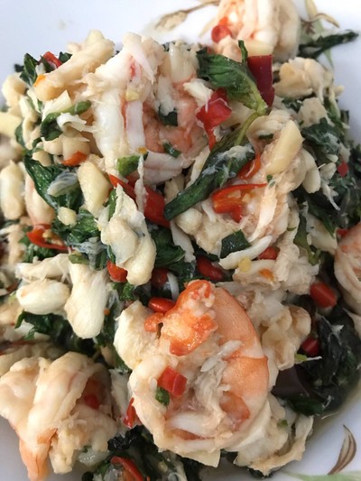 วิธีทำ ผัดกะเพราปูกุ้ง วิธีทำ ผัดกะเพราปูกุ้ง