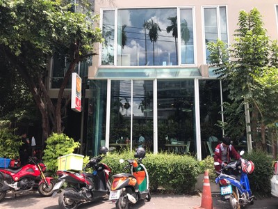 หน้าร้าน