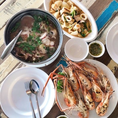 เมนูของร้าน ลมศิลา ซีฟู๊ด@อ่างศิลา ชลบุรี อ่างศิลาชลบุรี