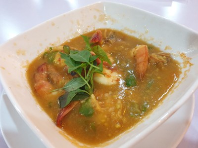 แกงส้มกุ้งลายเสือ