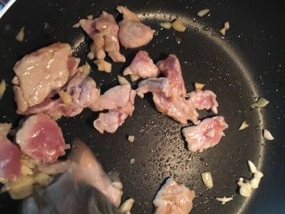 วิธีทำ ข้าวหมูผัดพริกป่น วิธีทำ ข้าวหมูผัดพริกป่น