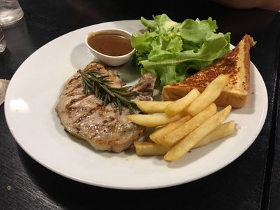 บีโฟร์สเต็กเฮ้าส์ (Be 4 Steak House) บีโฟร์สเต็กเฮ้าส์ (Be 4 Steak House)