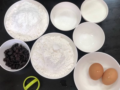 วิธีทำ สโคนลูกเกด (Raisin Scone)