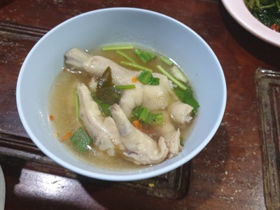 ต้มซุปเปอร์ขาไก่