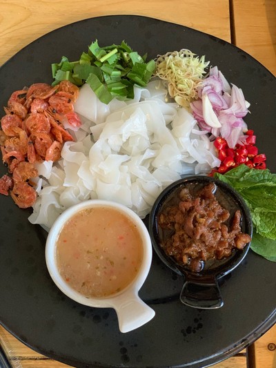 ก๋วยเตี๋ยวลุยสวน