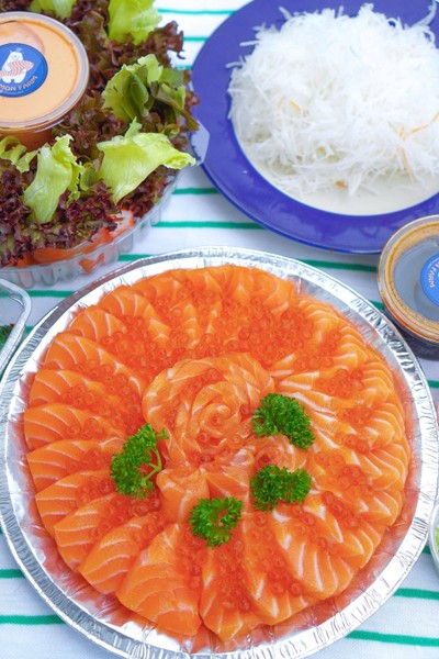 แซลมอล500g โรยไข่ปลา