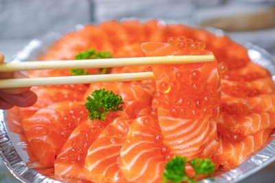 แซลมอล500g โรยไข่ปลา